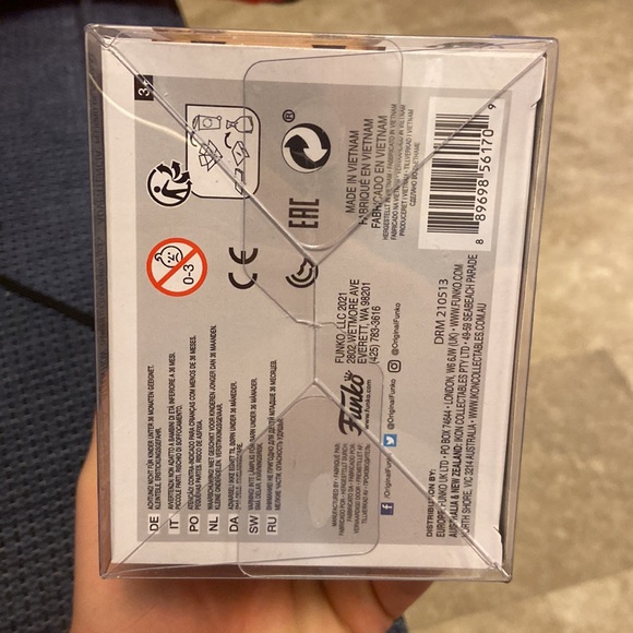 Funko Pop! Television- “Leslie the riveter.” Parks & Recreation - Picture 4 of 5